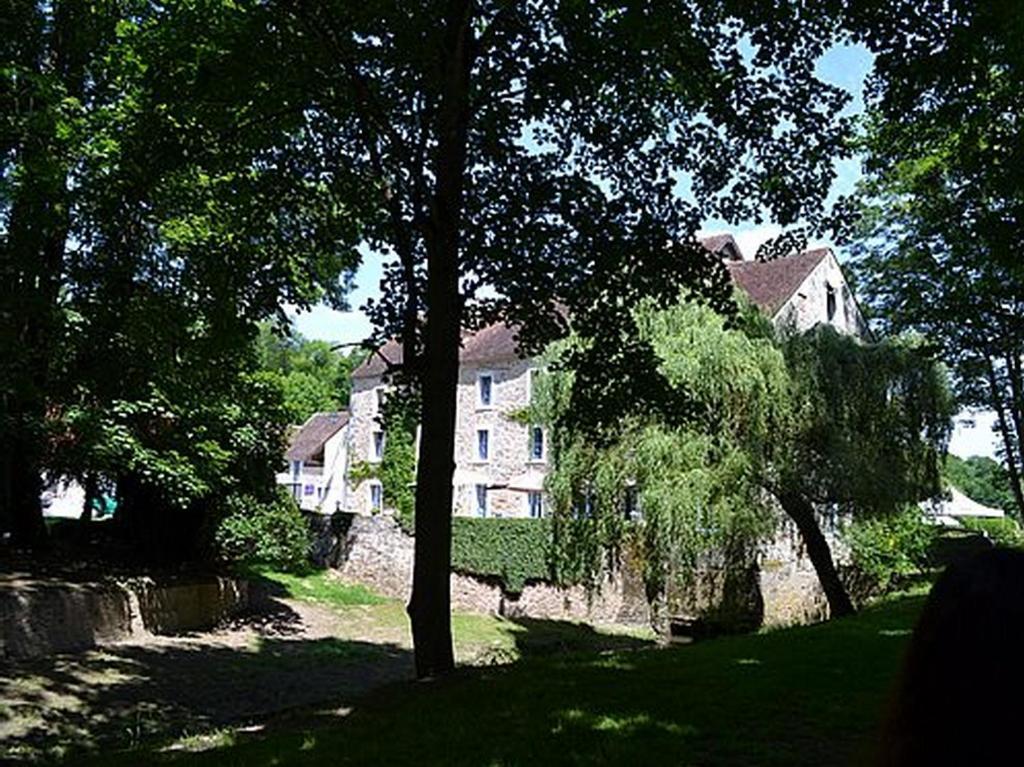 Le Moulin De Pommeuse Bed & Breakfast Exterior foto