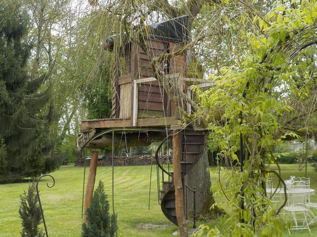 Le Moulin De Pommeuse Bed & Breakfast Exterior foto