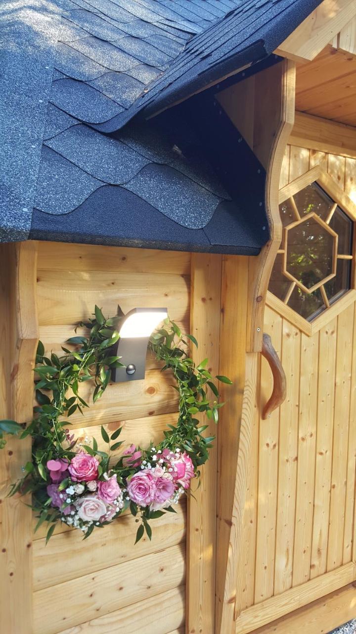 Le Moulin De Pommeuse Bed & Breakfast Exterior foto