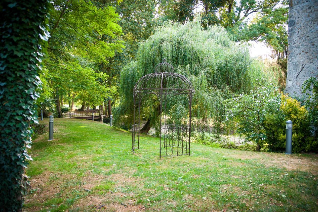 Le Moulin De Pommeuse Bed & Breakfast Exterior foto